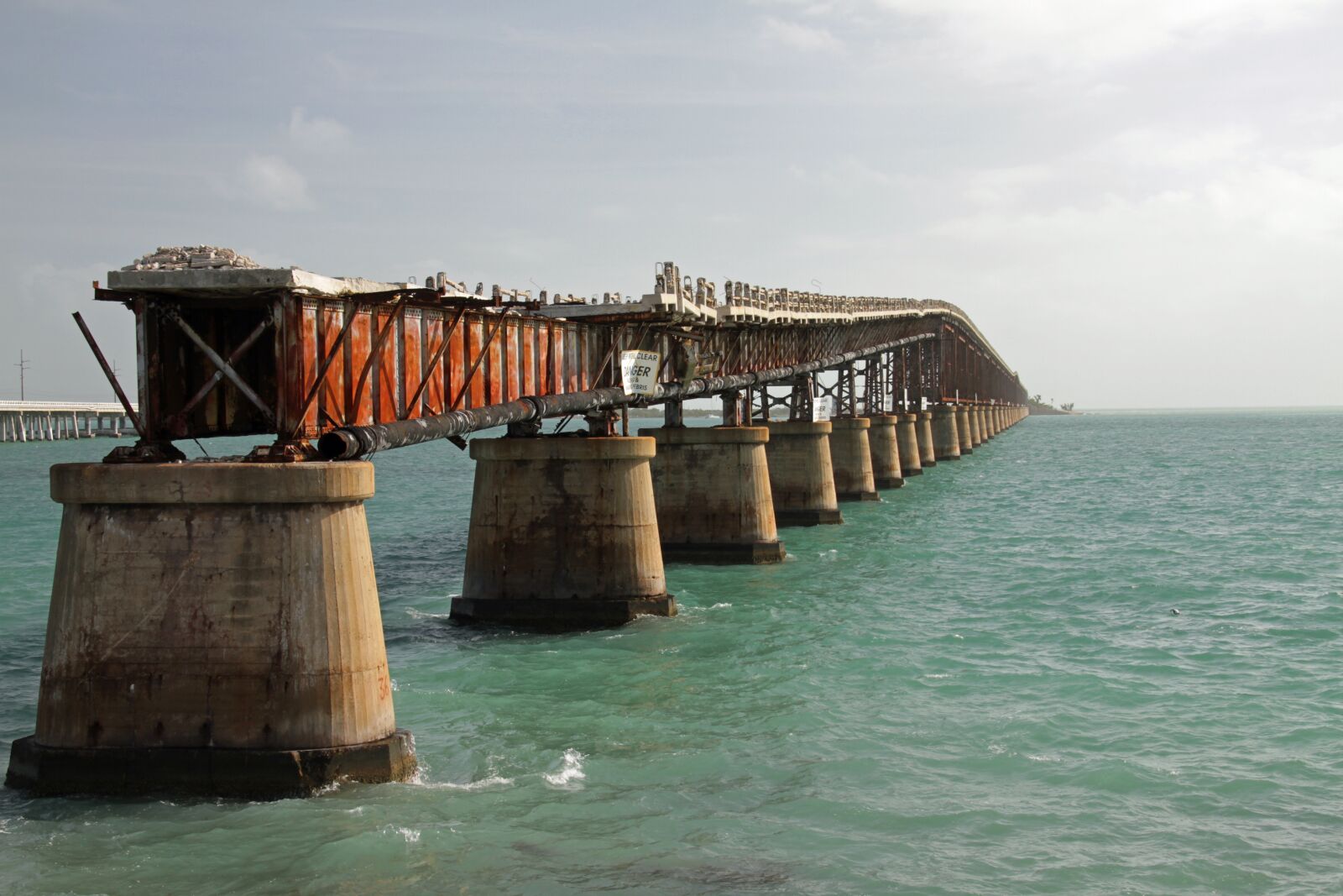 Canon EOS 7D sample photo. Bridge, old, abandon photography