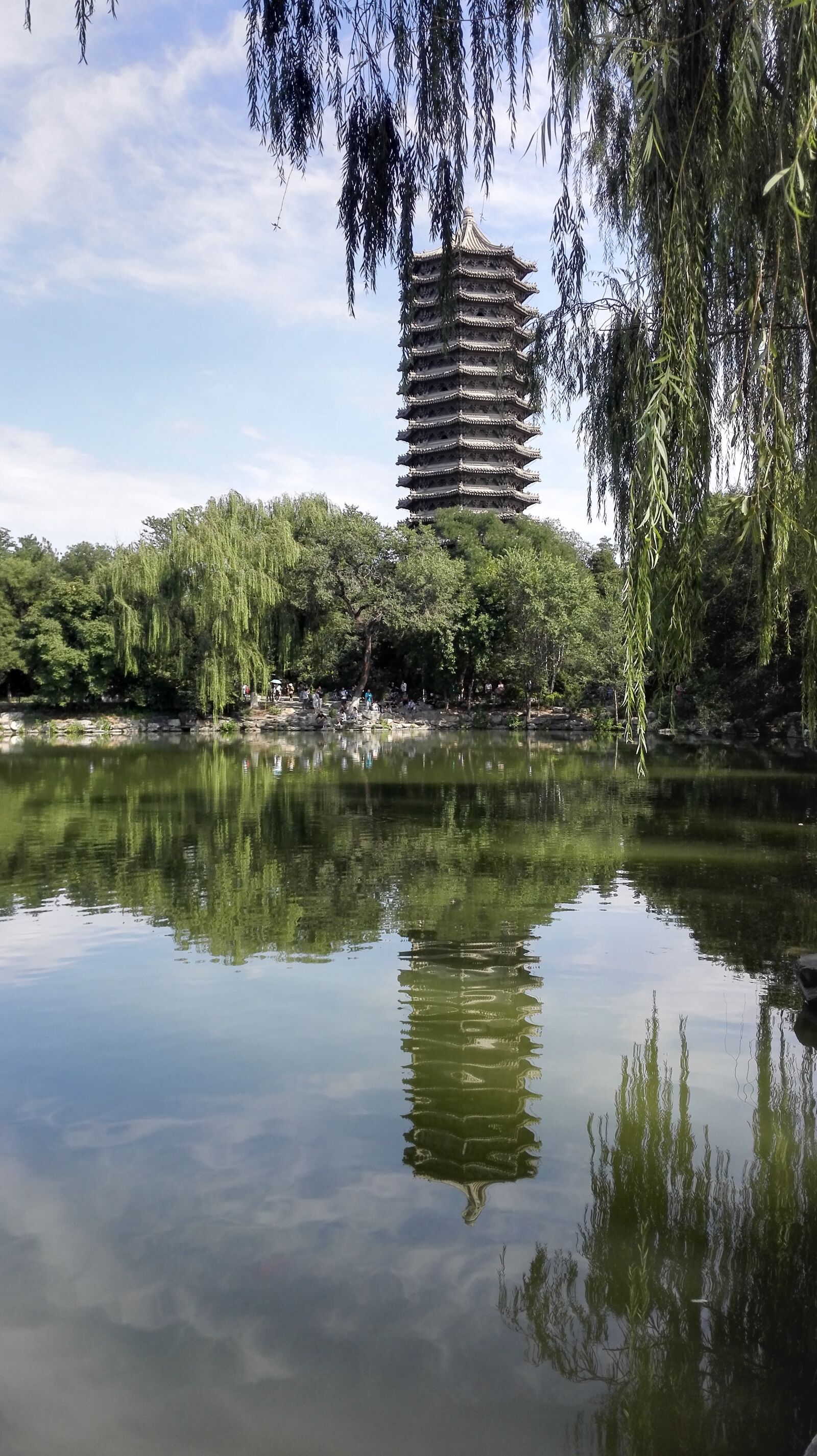 HUAWEI H60-L01 sample photo. Weiminghu, tower, reflection photography