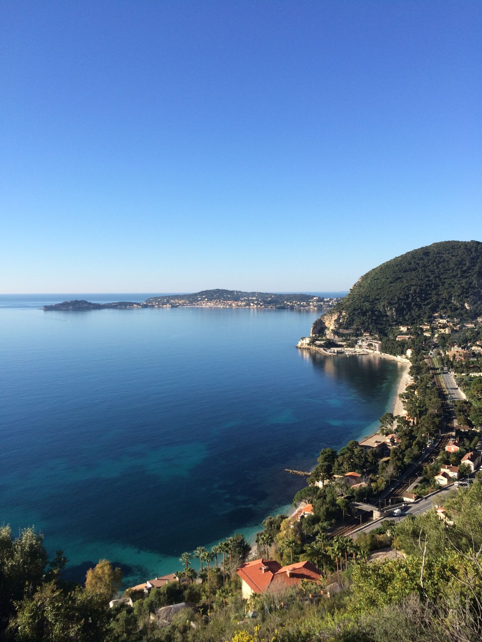 iPhone 5s back camera 4.12mm f/2.2 sample photo. Sea, coast, mountain photography