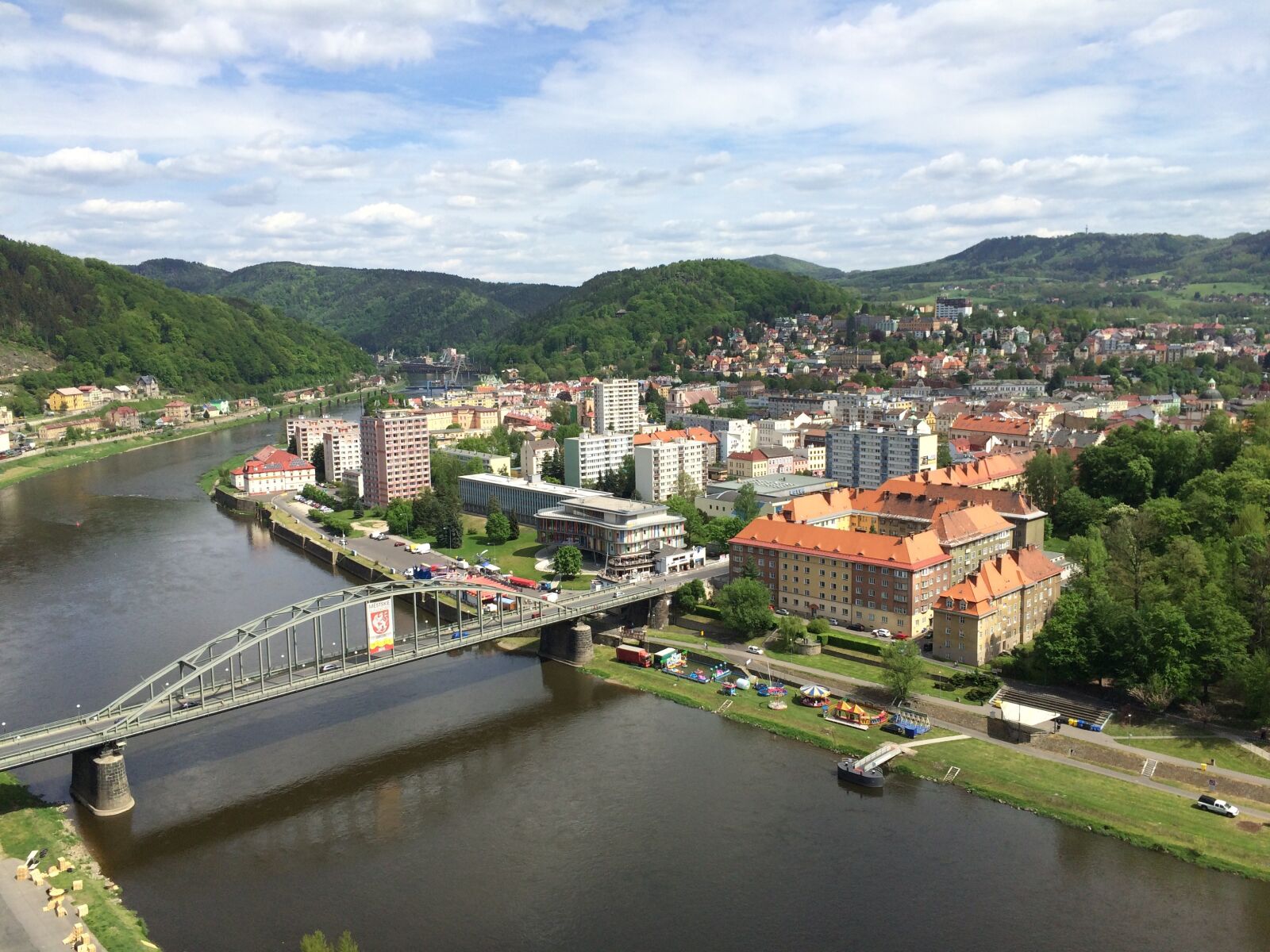 iPhone 5s back camera 4.15mm f/2.2 sample photo. Czech republic, decin, river photography