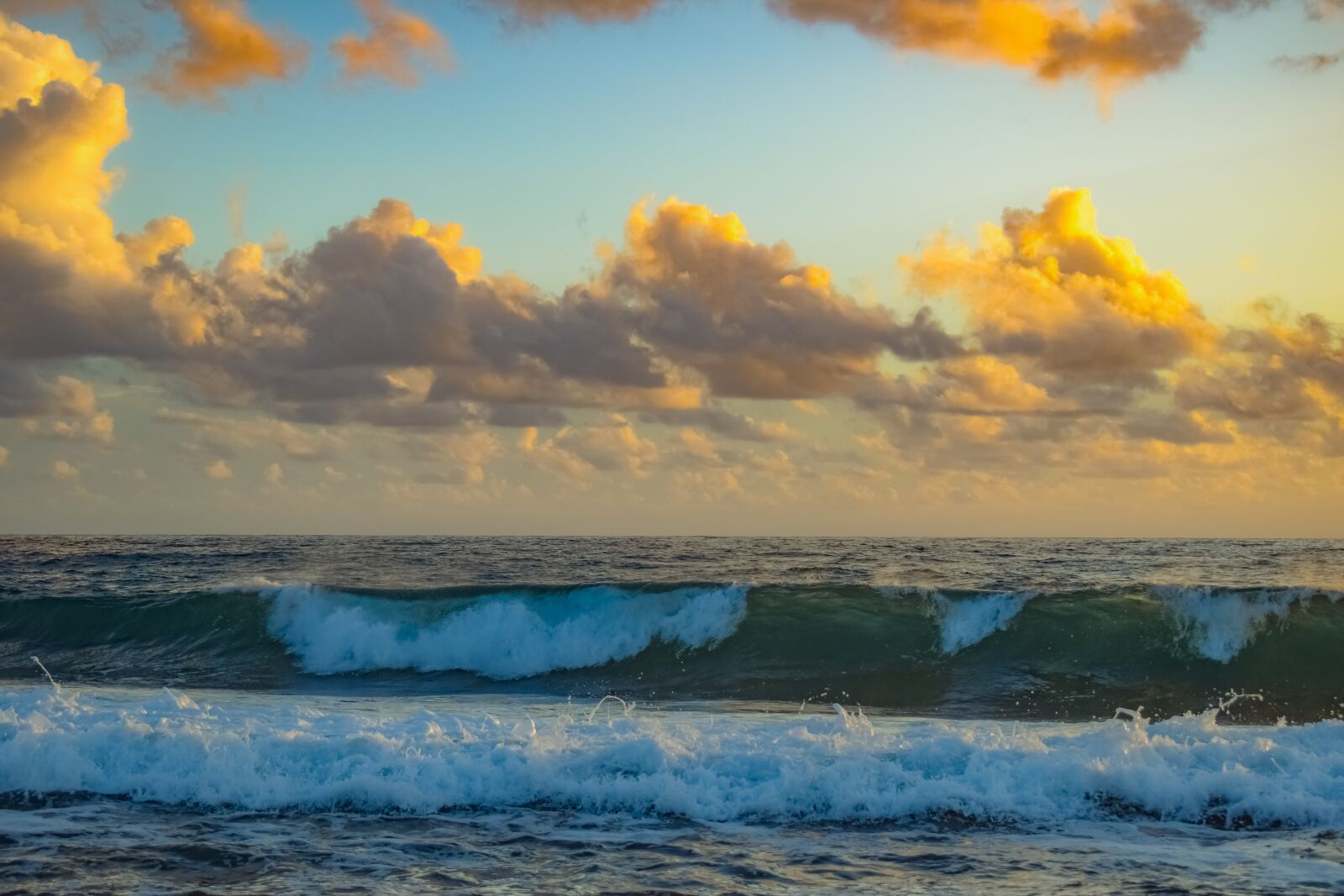 Nikon D3300 sample photo. Sea, waves, sky photography