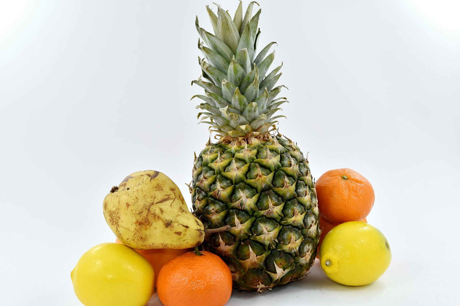Nikon D5500 sample photo. Citrus, grapefruit, pear, food photography