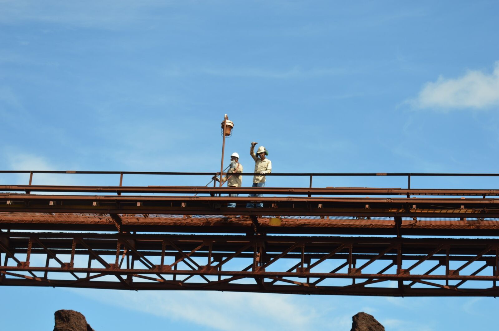 Nikon D3200 sample photo. Company, briqcar, work photography