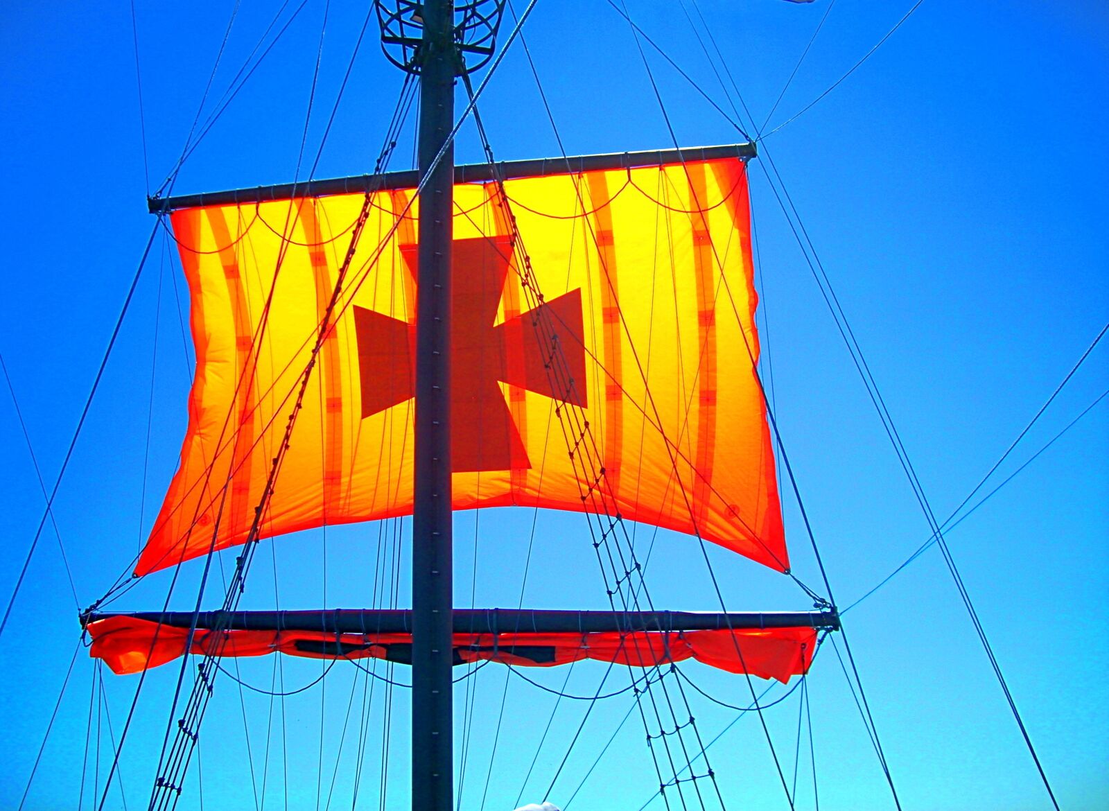 Digital Camera DigitalCAM sample photo. Sail, ship, sailing vessel photography