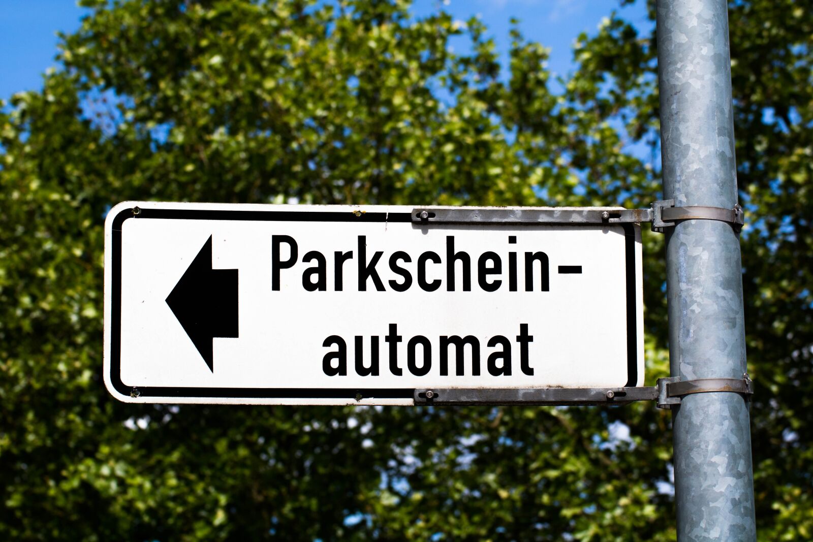 Canon EOS 750D (EOS Rebel T6i / EOS Kiss X8i) sample photo. Parking ticket, park ticket photography