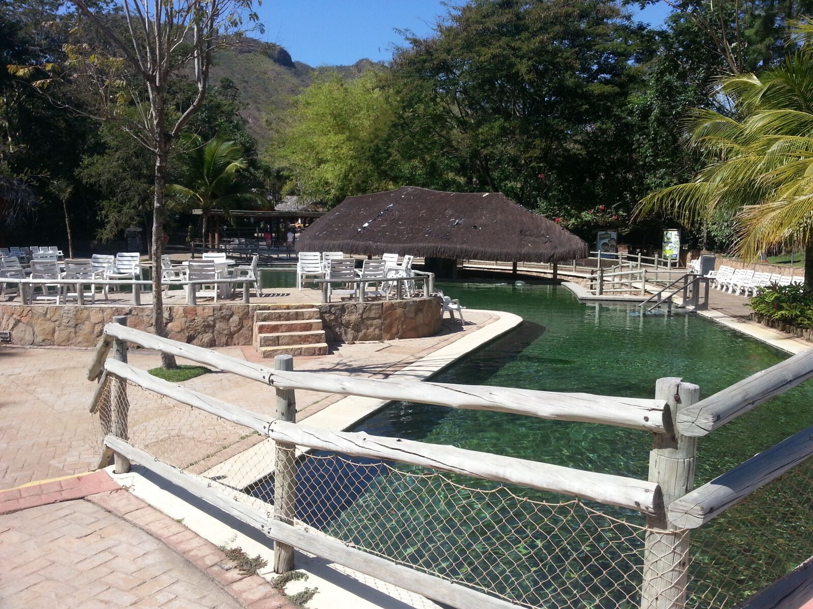 Samsung Galaxy S3 sample photo. Green, blue, water photography