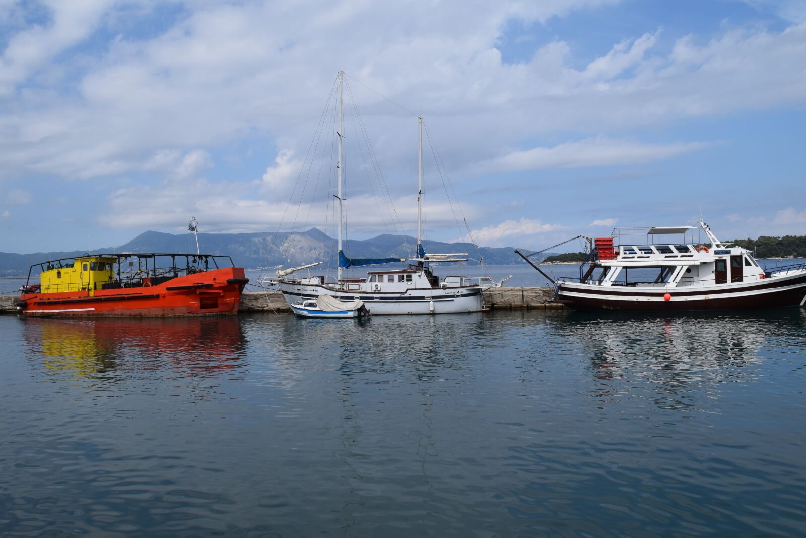 Nikon D3300 sample photo. Boats, sea, water photography