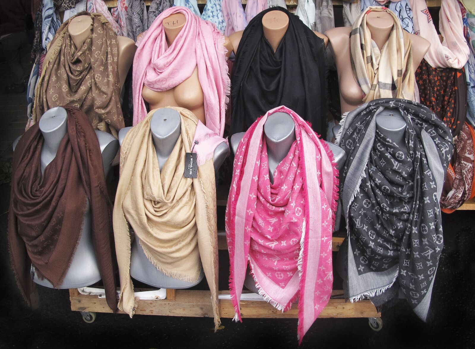 Canon PowerShot G12 sample photo. Mannequin torso, clothing, display photography