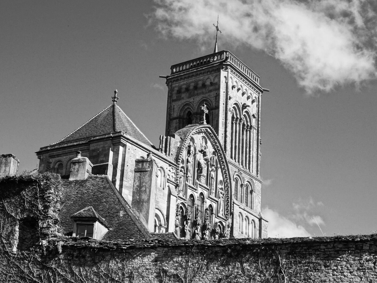 Sony Cyber-shot DSC-HX50V sample photo. Church, steeple, tower photography