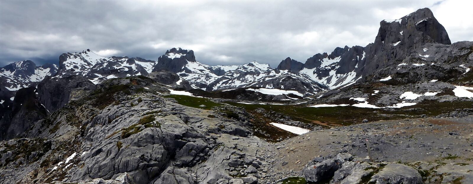 Panasonic Lumix DMC-ZS25 (Lumix DMC-TZ35) sample photo. Nature, spain, cantabria photography