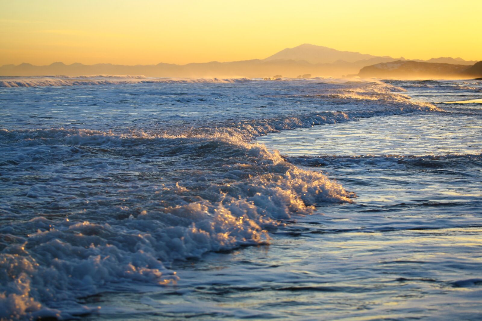 Canon EOS 5D sample photo. The pacific ocean, sunrise photography