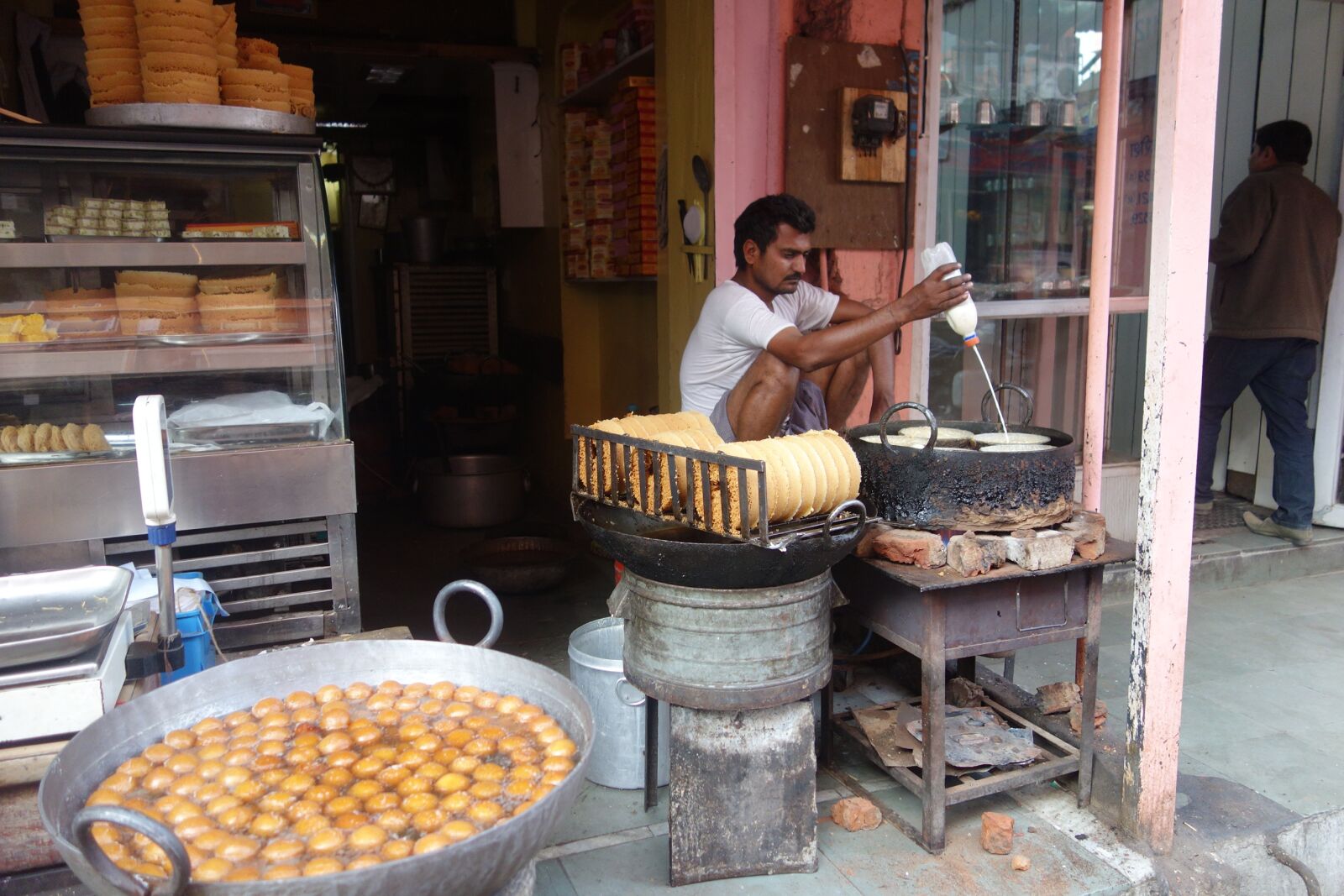 Sony Cyber-shot DSC-RX100 sample photo. Stock, people, market photography