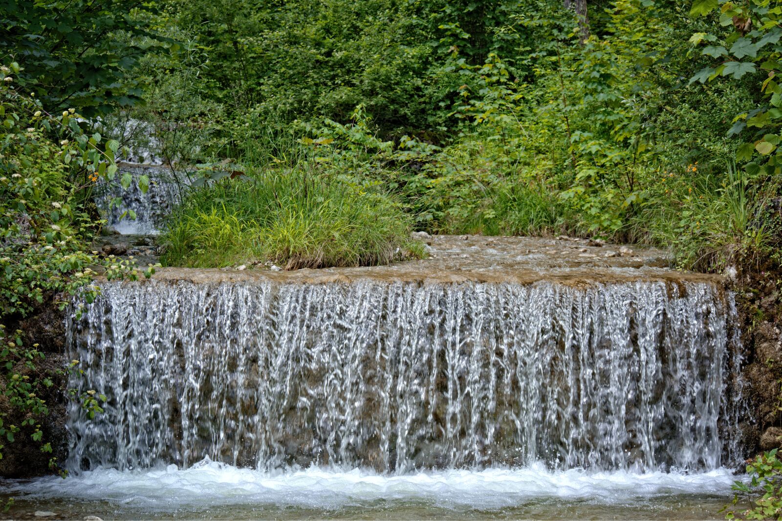 55.0-200.0mm f/4.0-f/5.6 sample photo. Bach, creek, waterfall photography