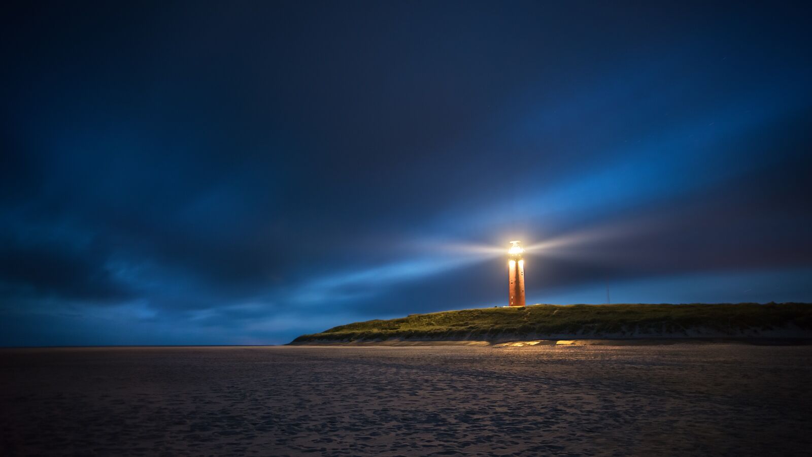 Nikon D600 sample photo. Sea, lighthouse, night photography