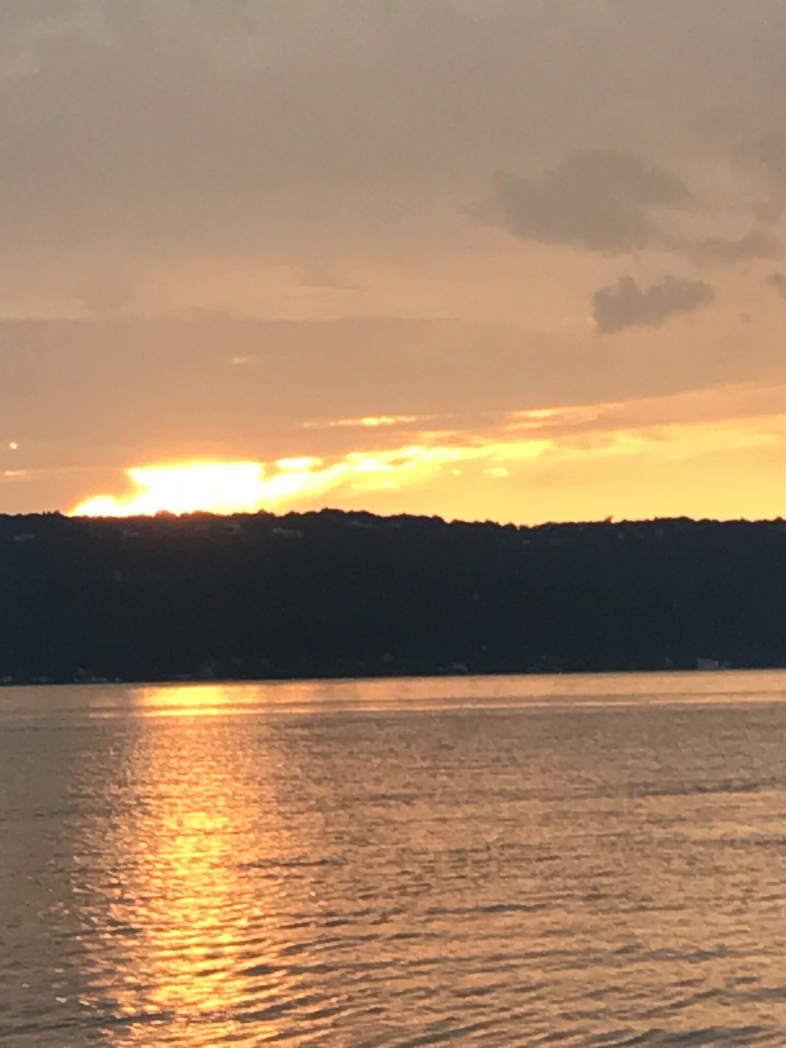 iPhone 7 back camera 3.99mm f/1.8 sample photo. Sunset, over, the photography