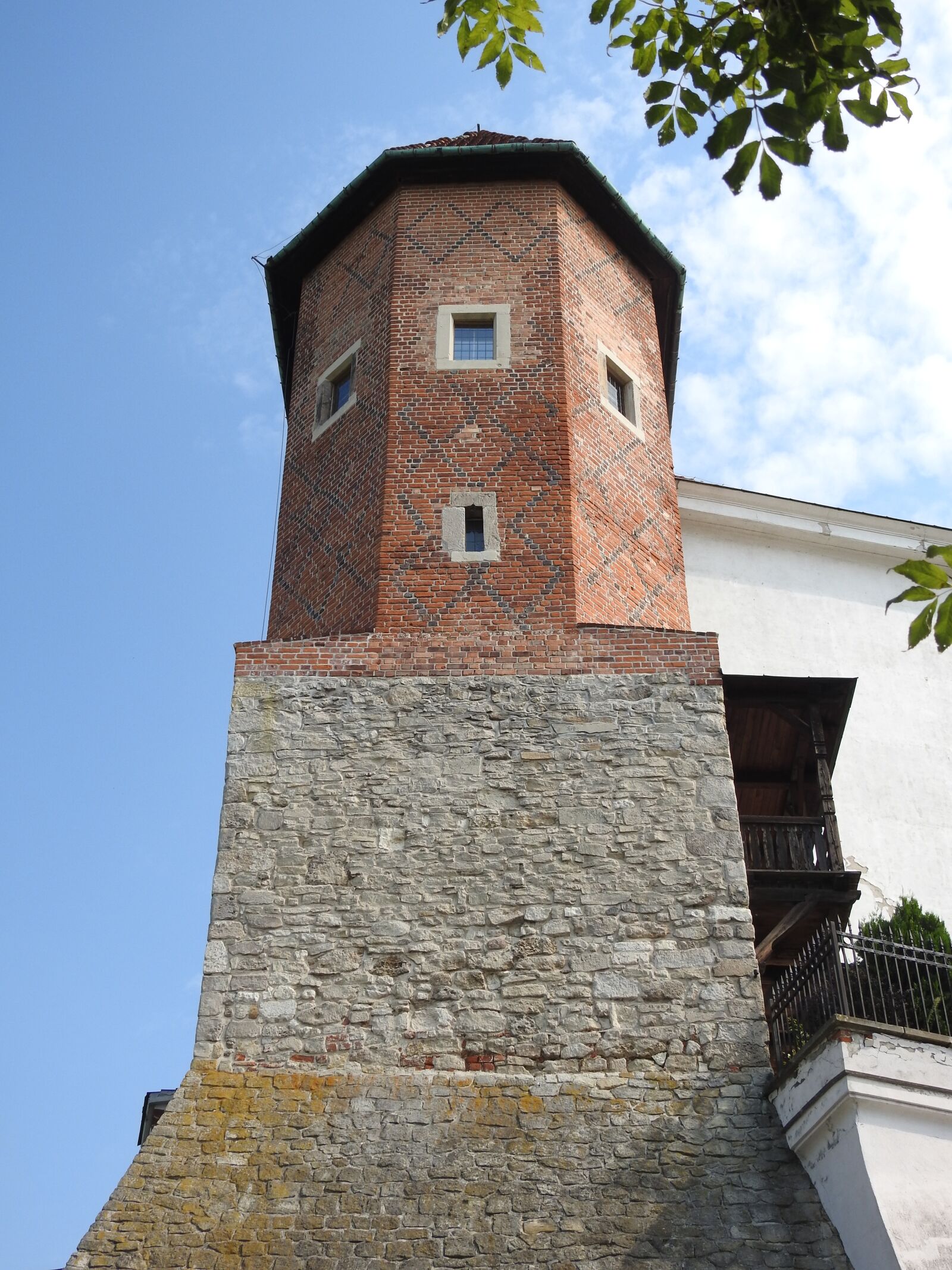 Nikon Coolpix P900 sample photo. Castle, architecture, history photography