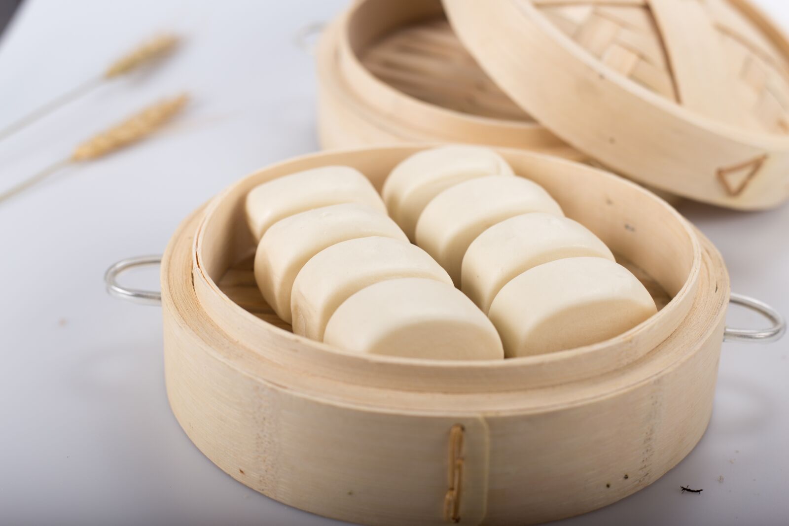 Canon EF 50mm F1.8 II sample photo. Bun, steamed bread, font photography