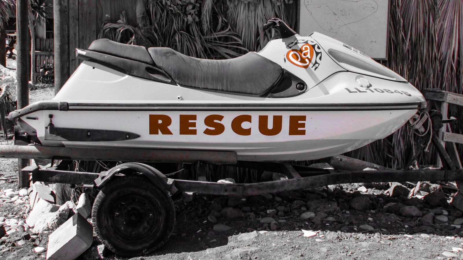 Canon PowerShot SX400 IS sample photo. Jet ski, rescue, safety photography