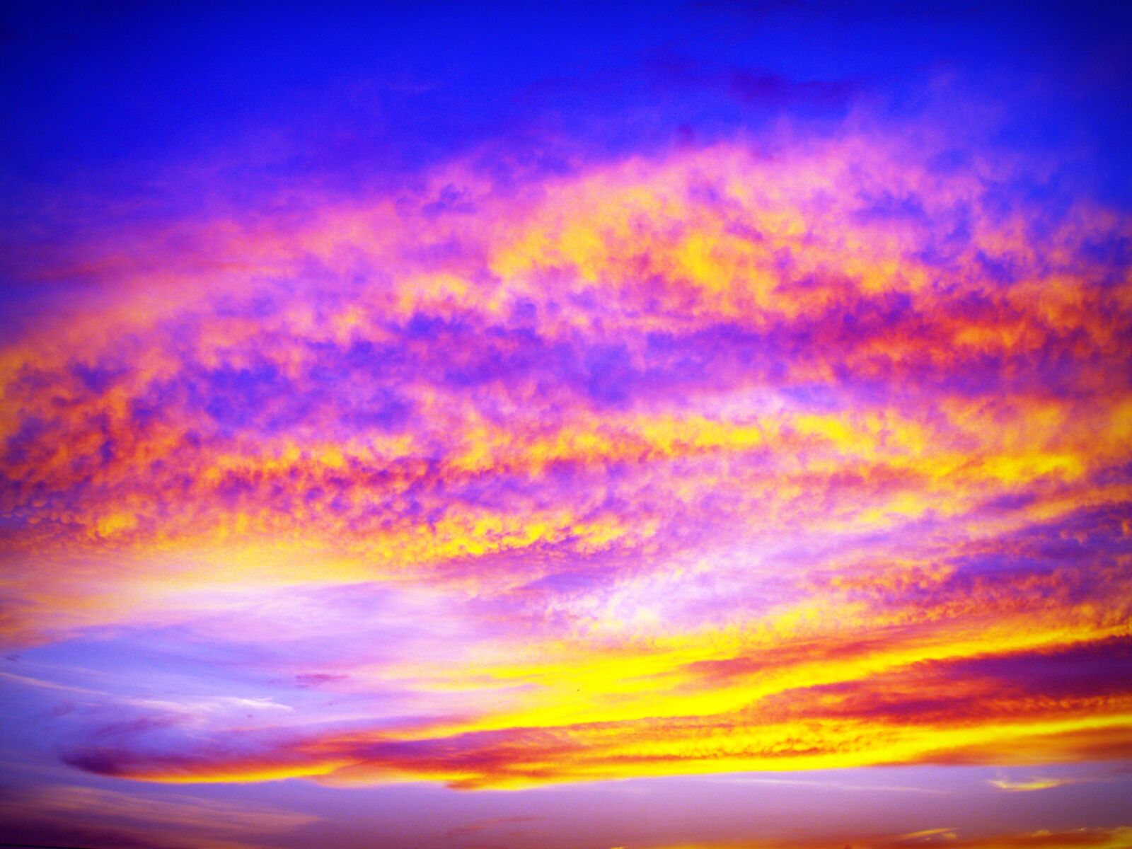 Olympus E-300 (EVOLT E-300) sample photo. Afterglow, beautiful, cloudiness, clouds photography