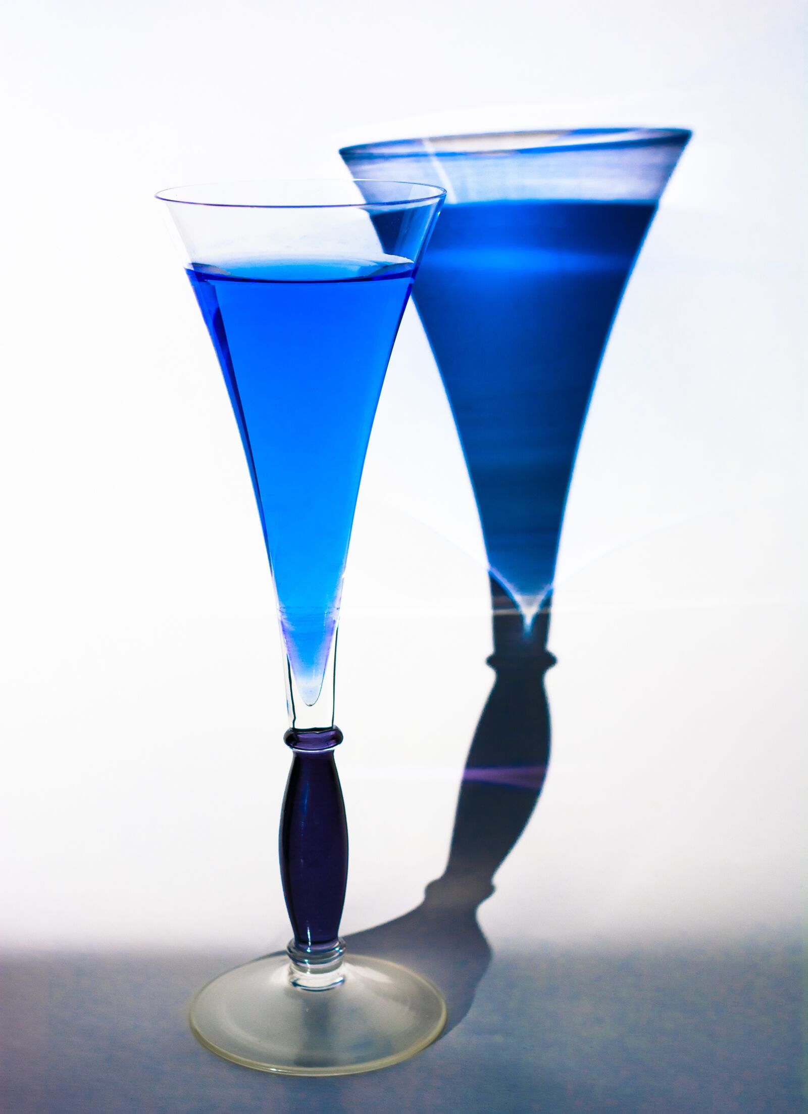 Nikon D5200 sample photo. Glass, drinking cup, light photography
