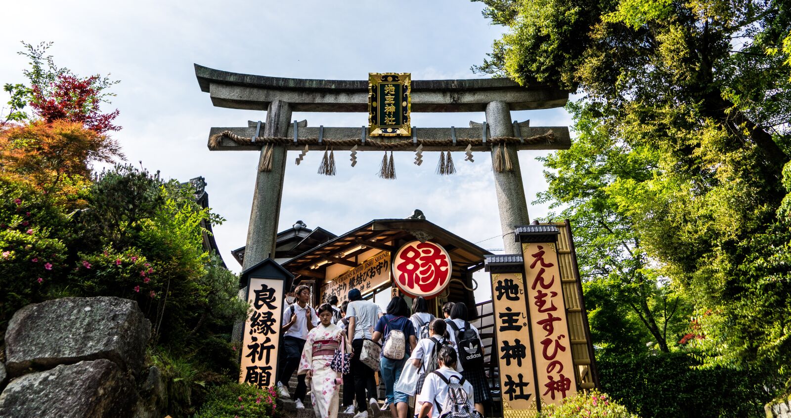 Sony a7R II + Sony FE 24-240mm F3.5-6.3 OSS sample photo. Kyoto, japan, kiyomizu temple photography