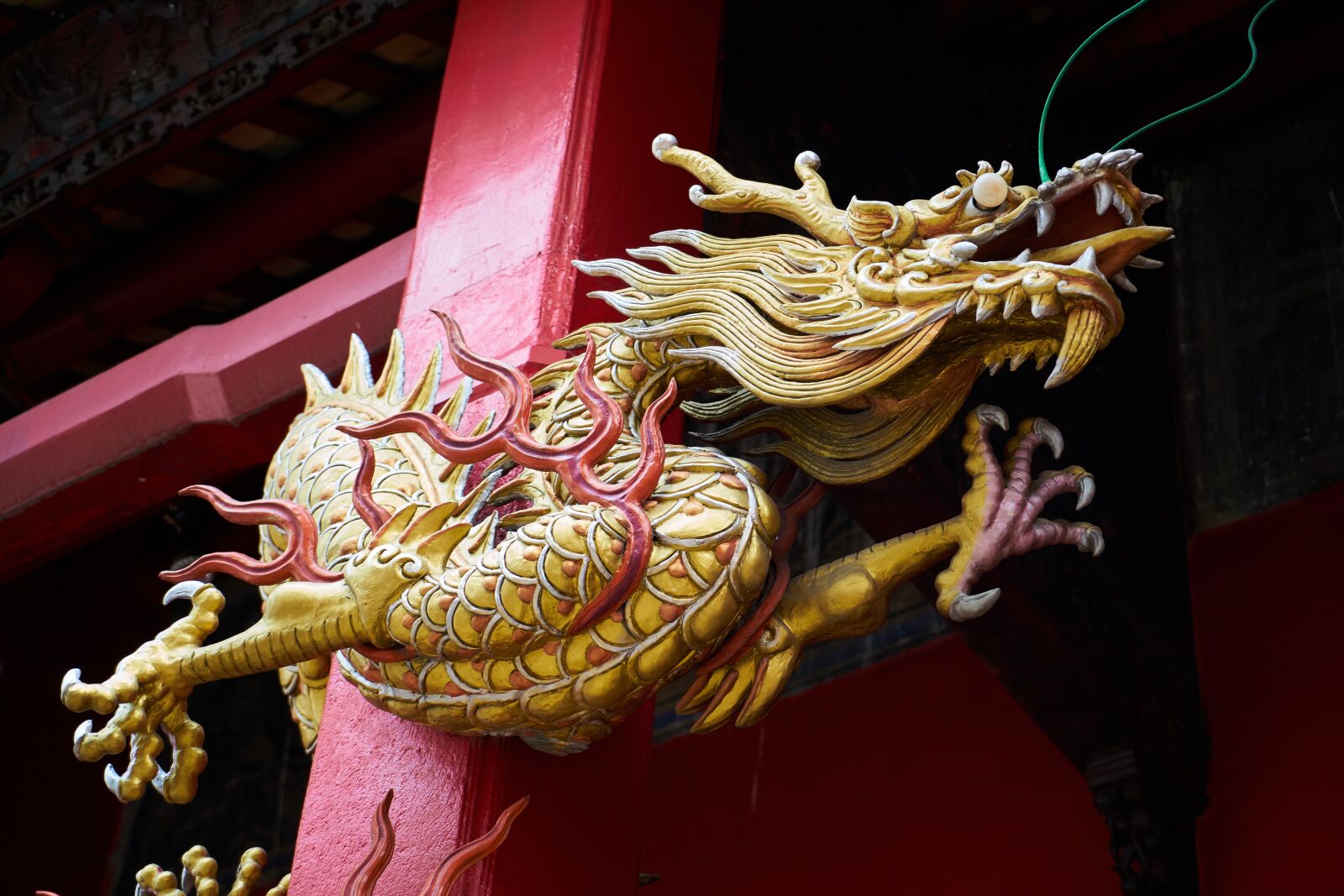 Sony a7R II sample photo. Dragon, red, sculpture photography