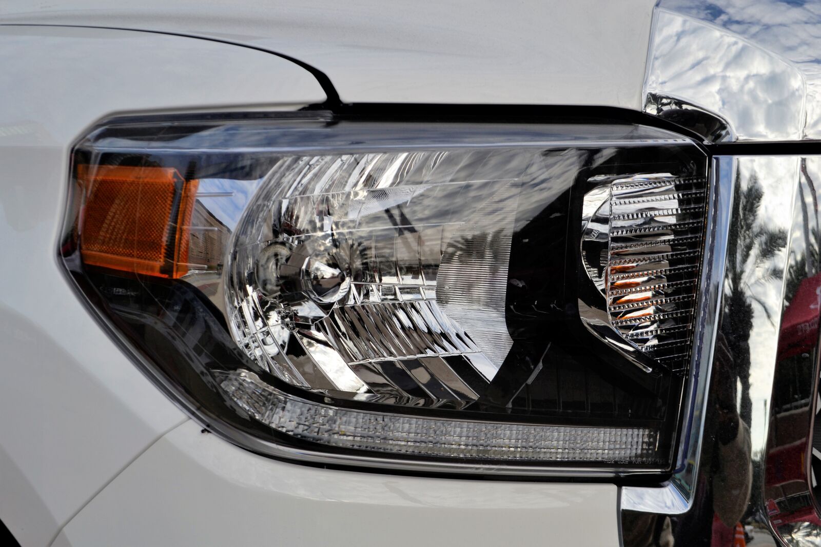 Nikon D3100 sample photo. Headlamp, toyota, tundra photography