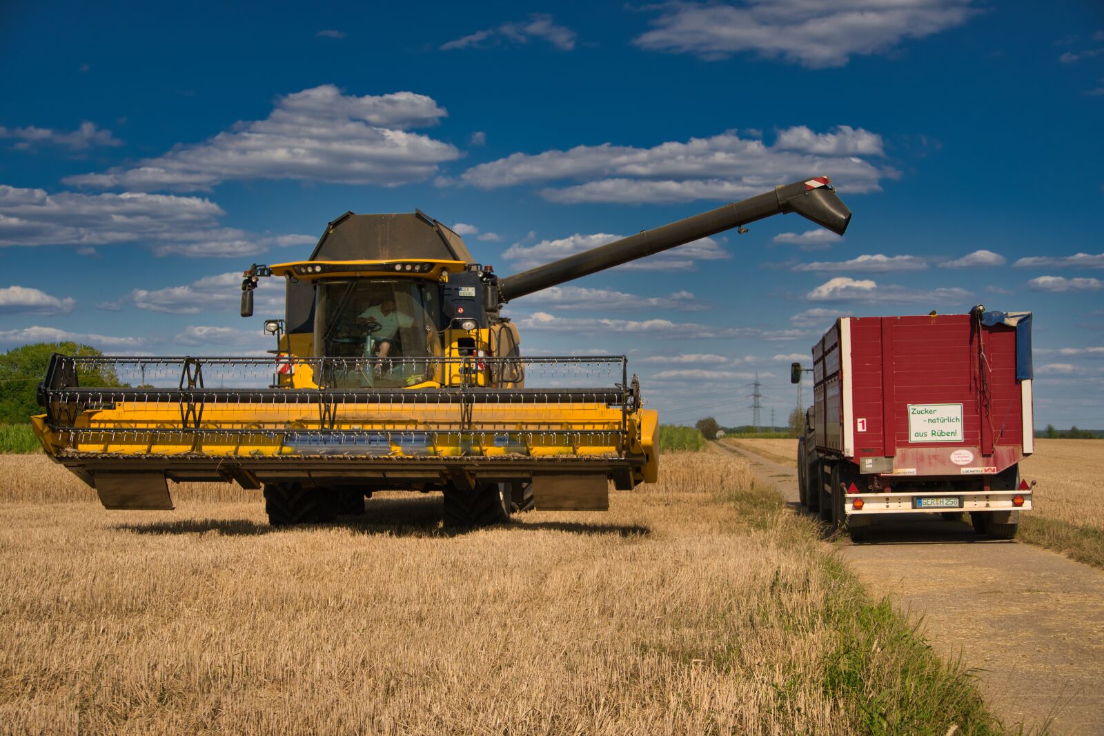 Sony a6400 sample photo. Combine harvester, agriculture, wheat photography
