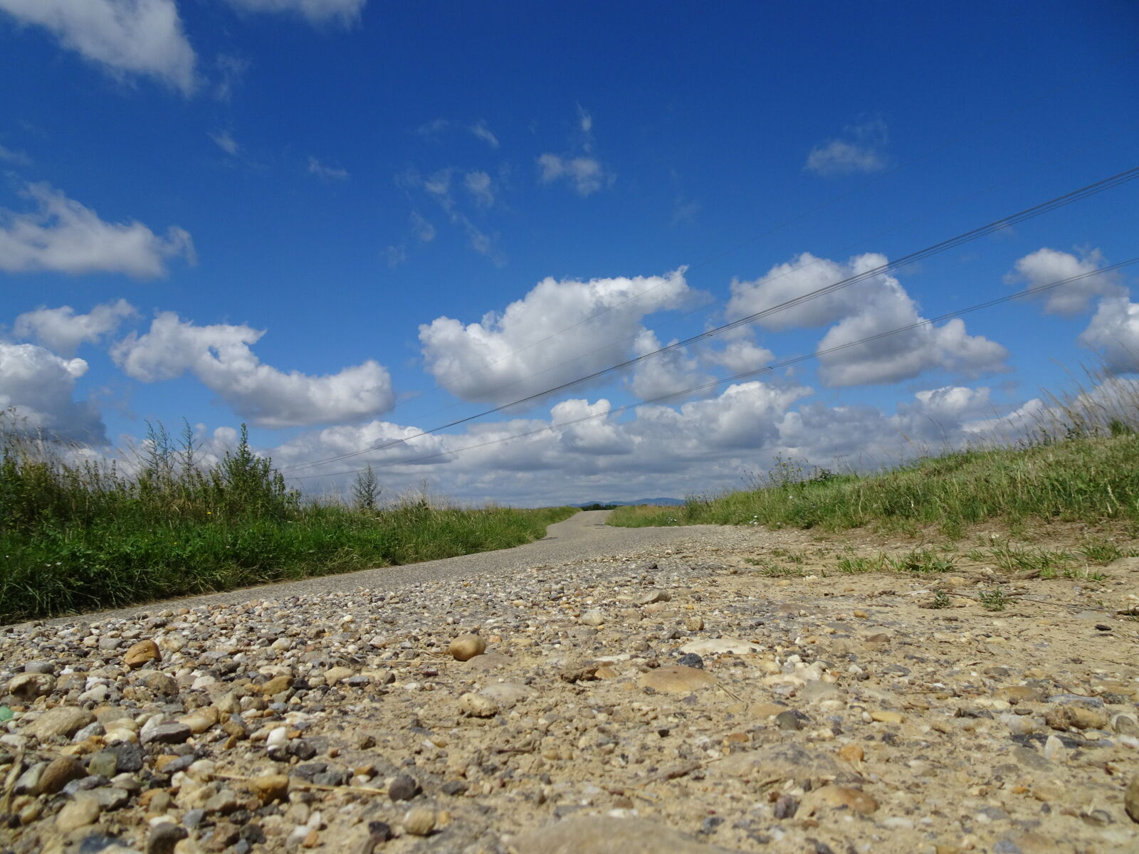 Sony Cyber-shot DSC-HX90V sample photo. Nature, road photography