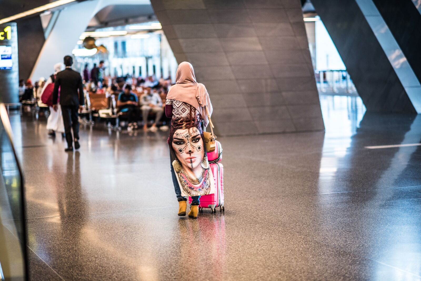 Nikon D750 sample photo. Woman, doha, qatar photography