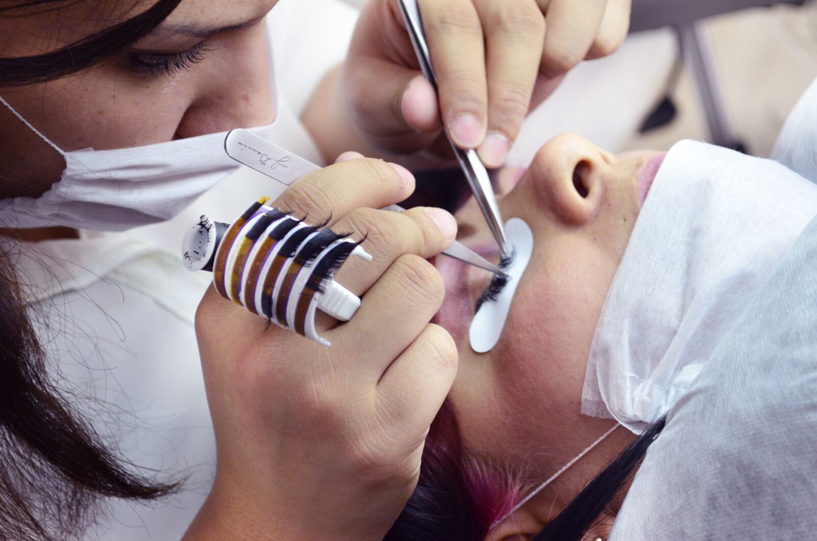 Nikon D5100 sample photo. Hair removal, spa, eyebrows photography