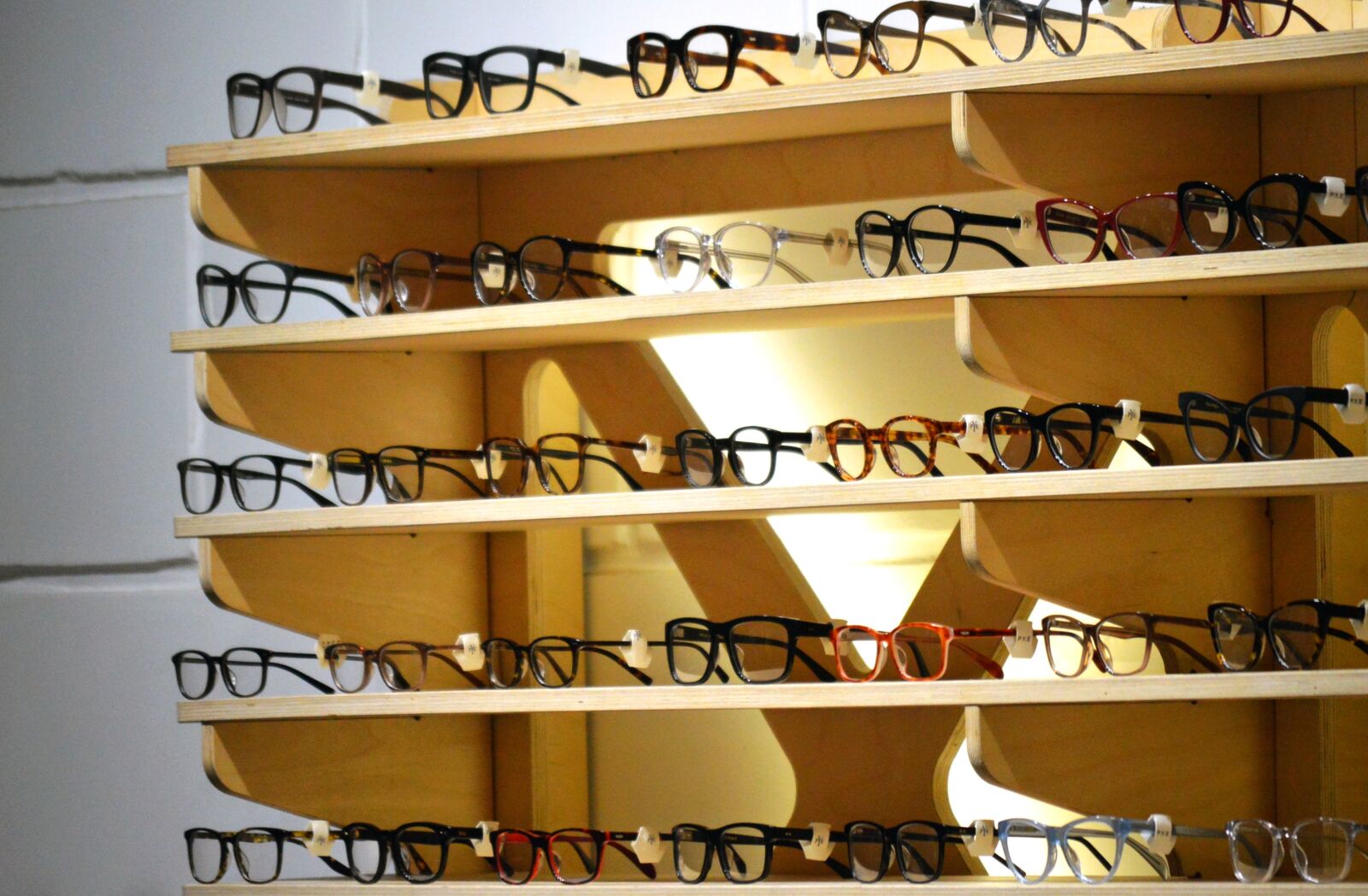 Nikon D3200 sample photo. Glasses, store, eyeglass photography