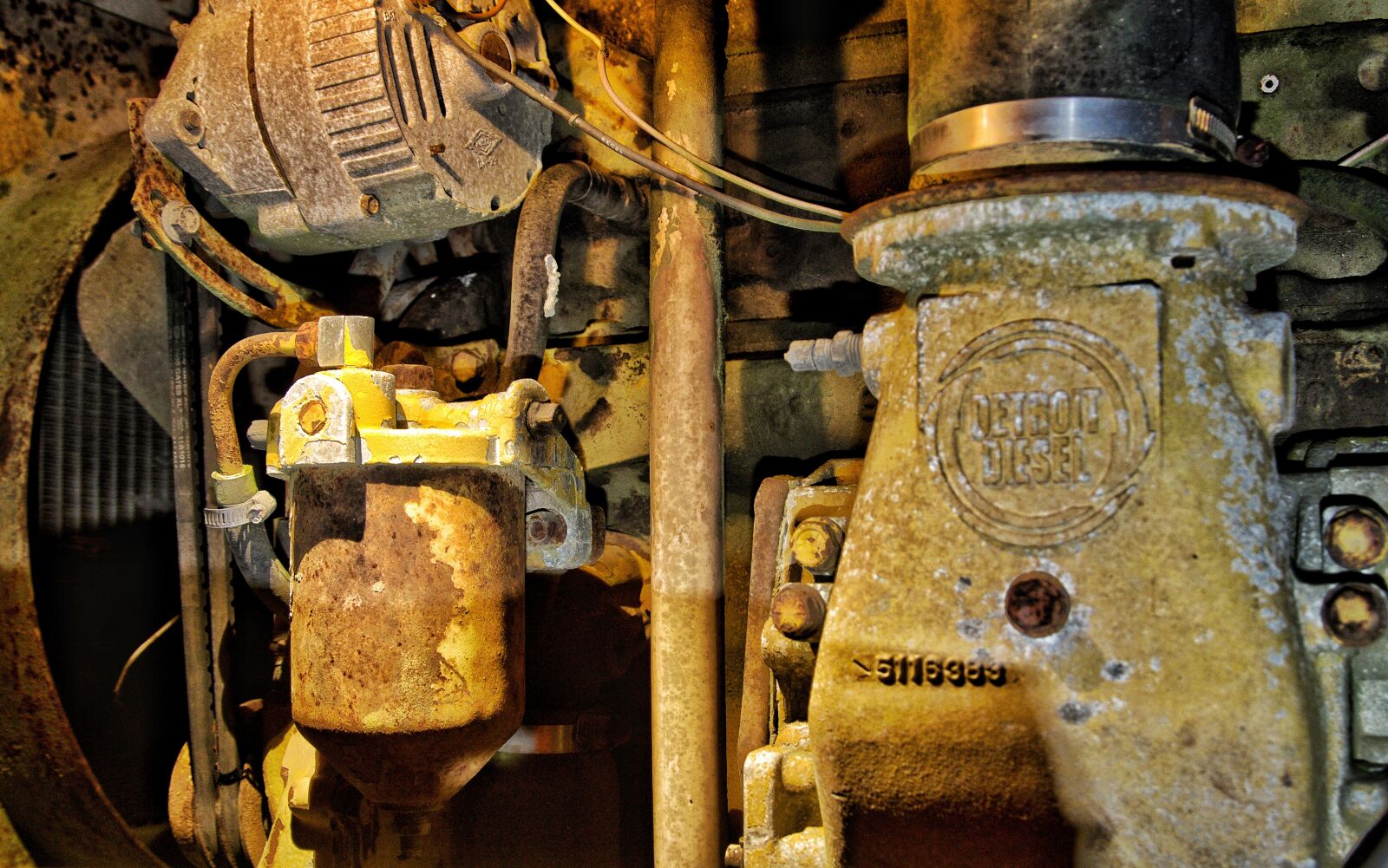 Pentax K-S2 sample photo. Old, engine, detroit photography