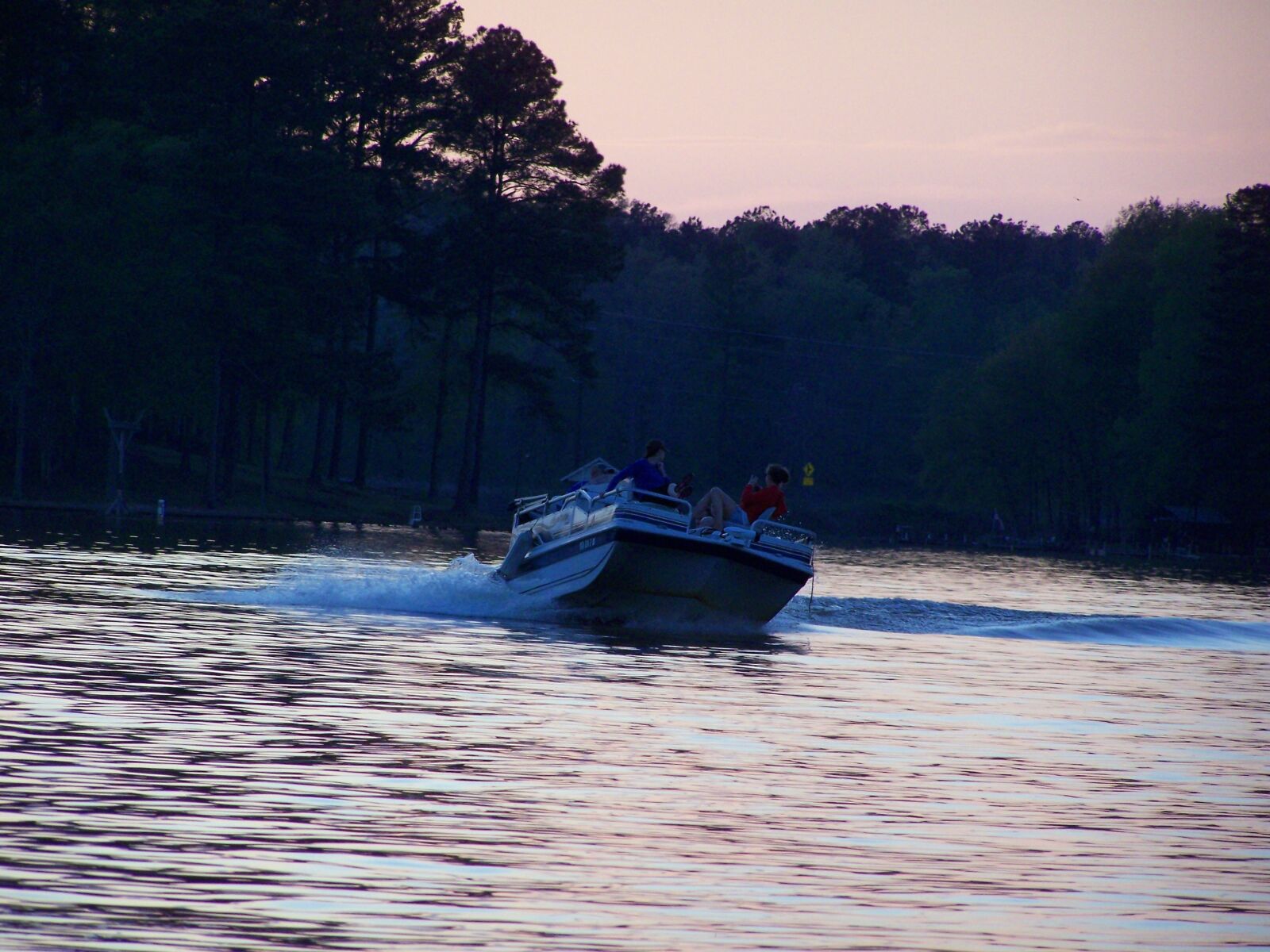 Kodak EASYSHARE Z710 ZOOM DIGITAL CAMERA sample photo. Lake, boat, sports photography