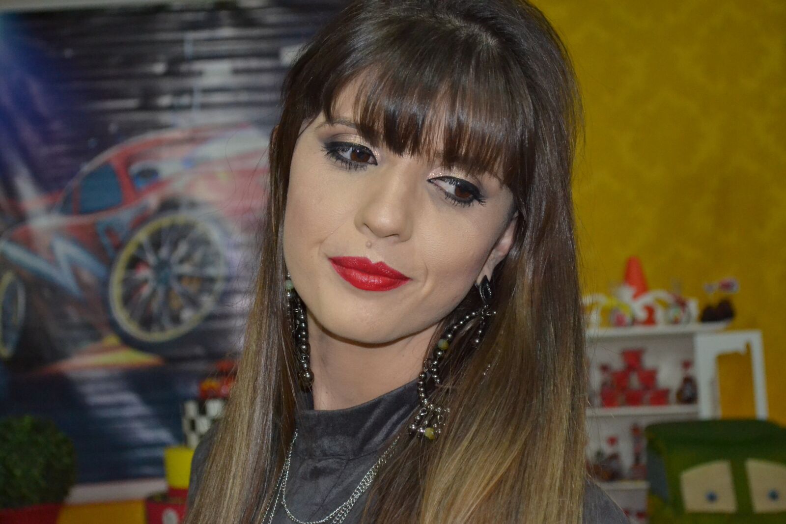 Nikon D3100 sample photo. Woman thinking, businesswoman in photography