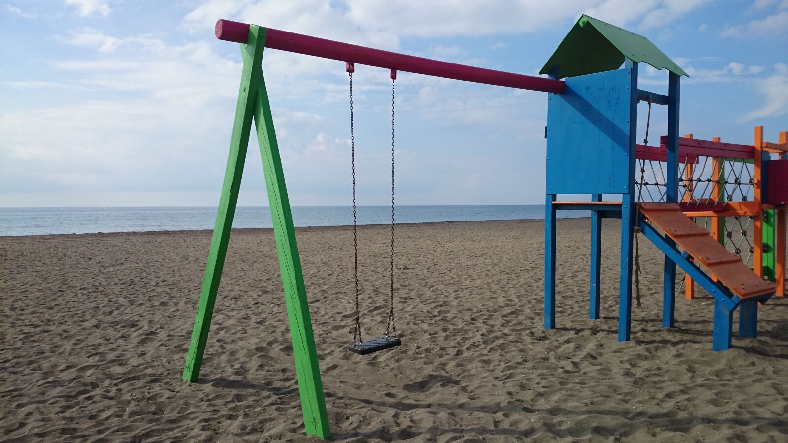 Sony Xperia Z1 Compact sample photo. Beach, game, colors photography