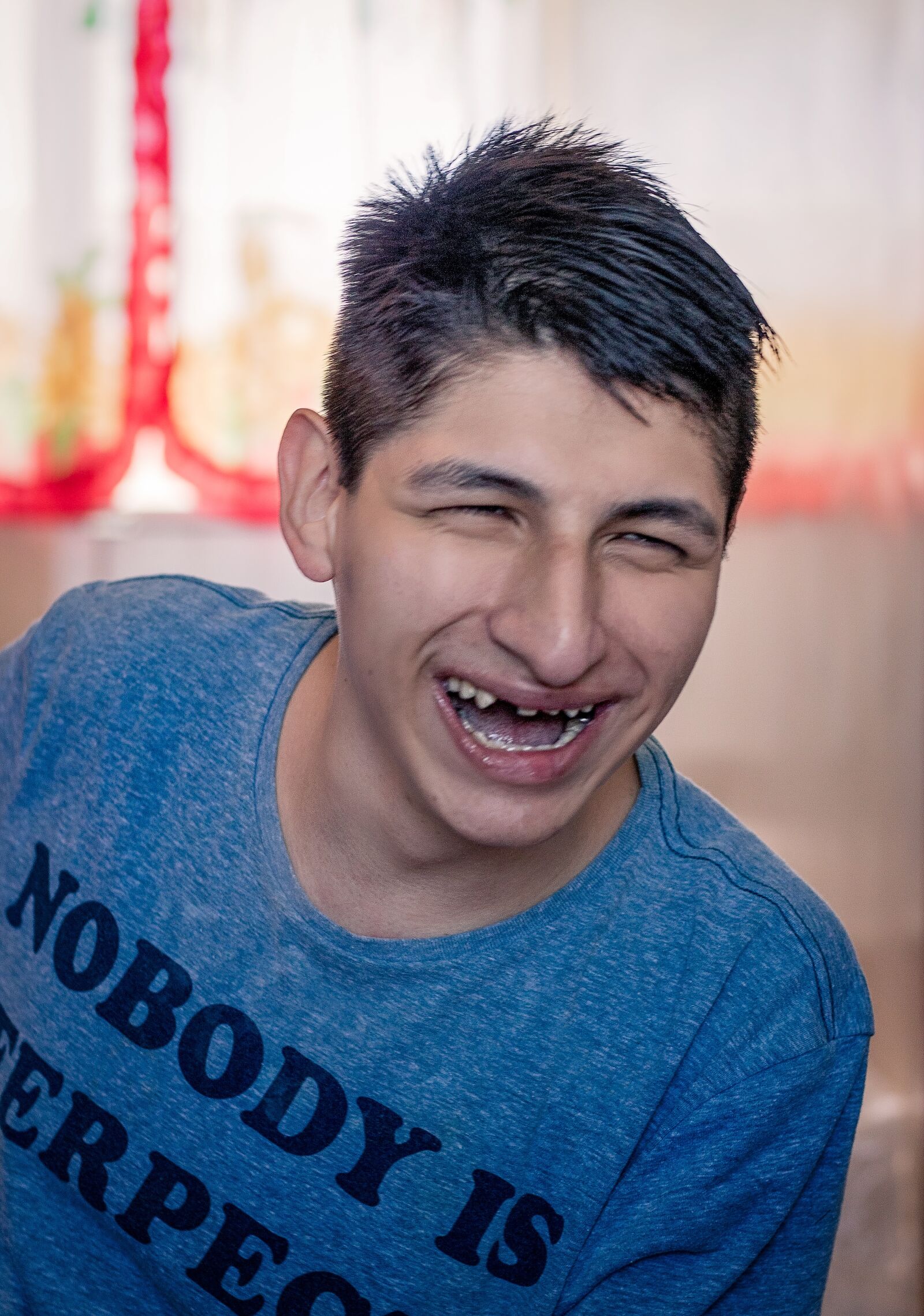 Canon EOS 760D (EOS Rebel T6s / EOS 8000D) + Canon EF 50mm F1.8 STM sample photo. Portrait, boy, smile photography