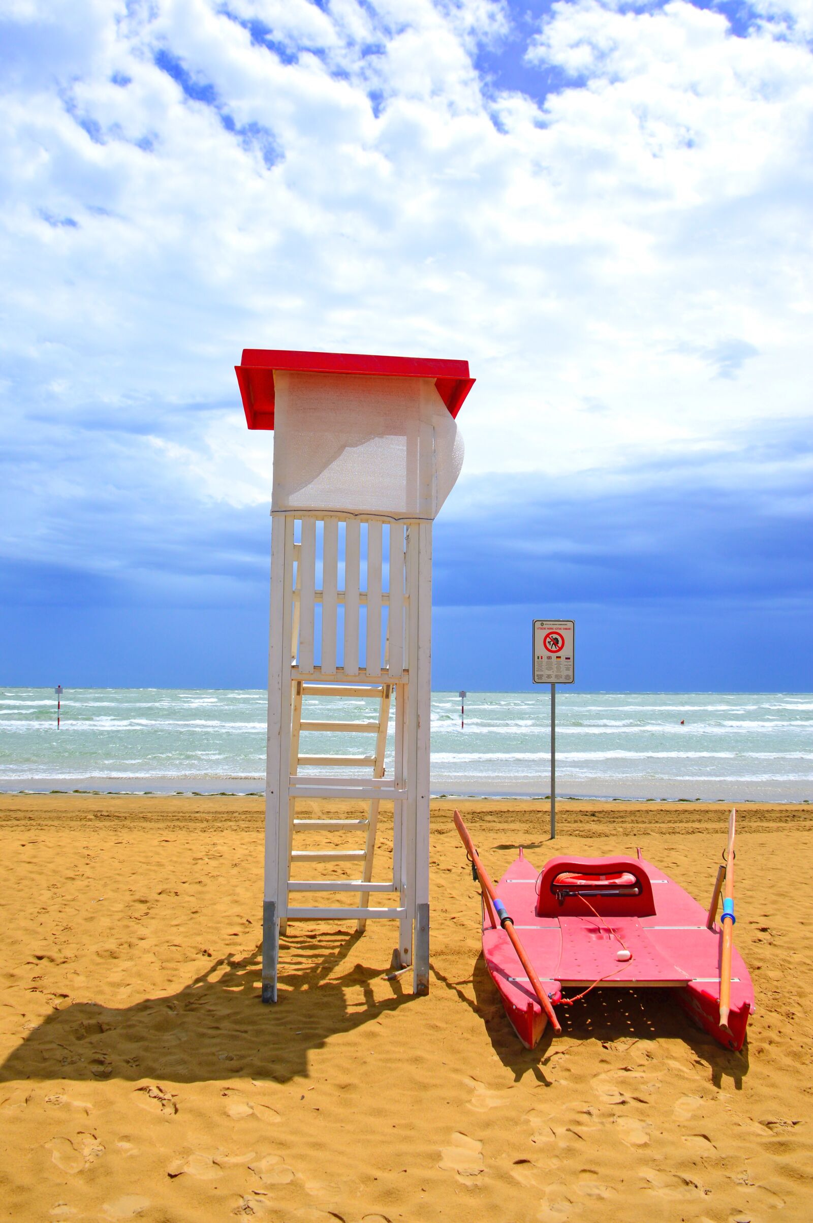 Nikon D3200 sample photo. Beach, lifeguard, sand photography