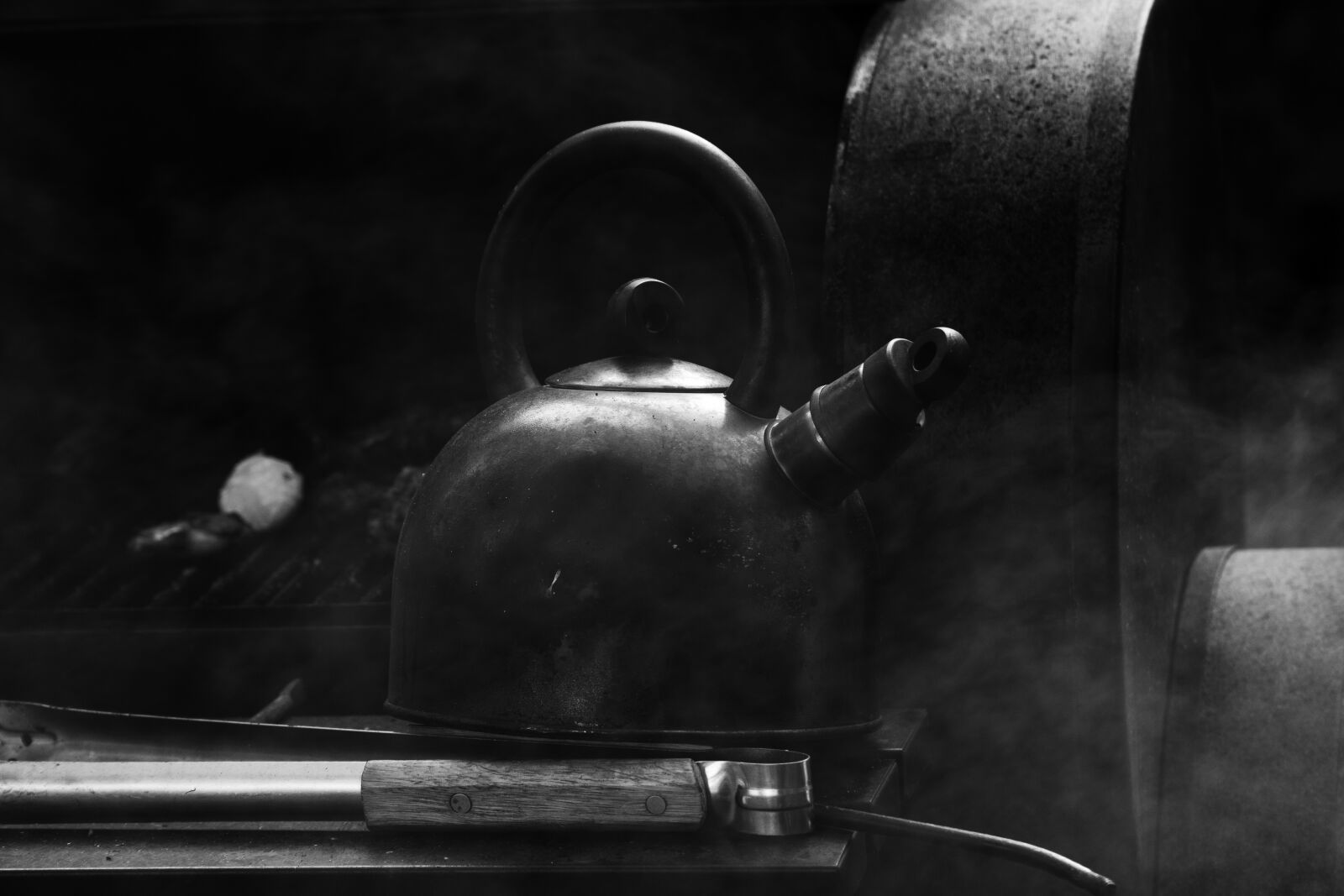 Sony a6000 + Sony E PZ 18-105mm F4 G OSS sample photo. Boiling, steam, smoke photography