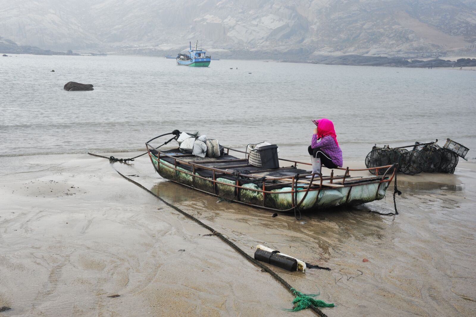 Nikon D700 sample photo. Fishermen, catching the sea photography