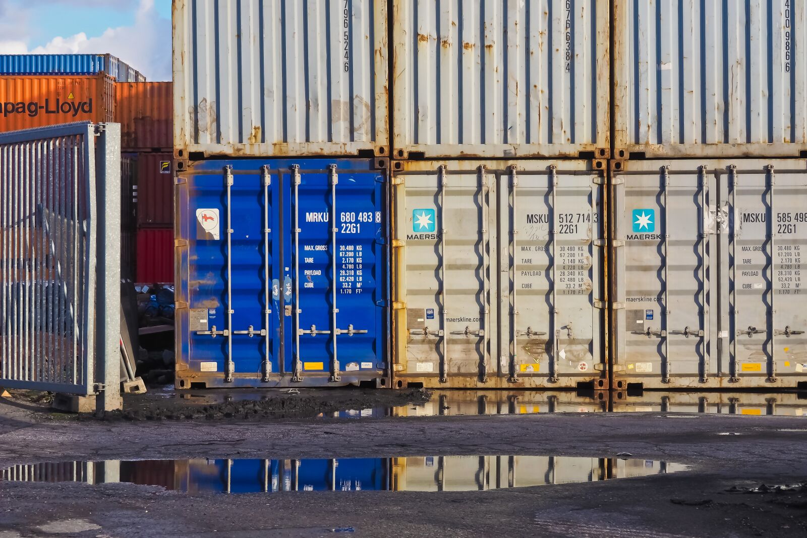 Olympus OM-D E-M10 sample photo. Container, container port, port photography