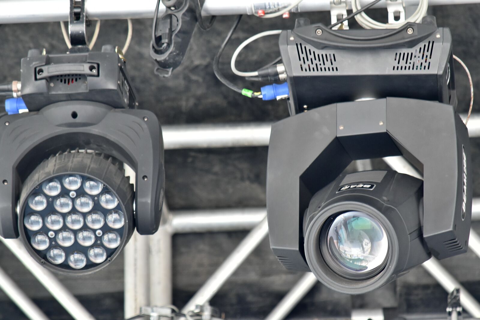 Nikon D5500 sample photo. Concert hall, light bulb photography