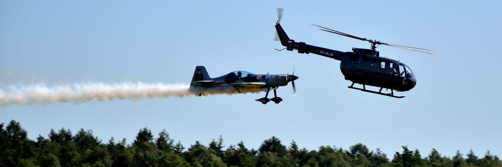 Nikon D3200 sample photo. Plane, heli, sky photography