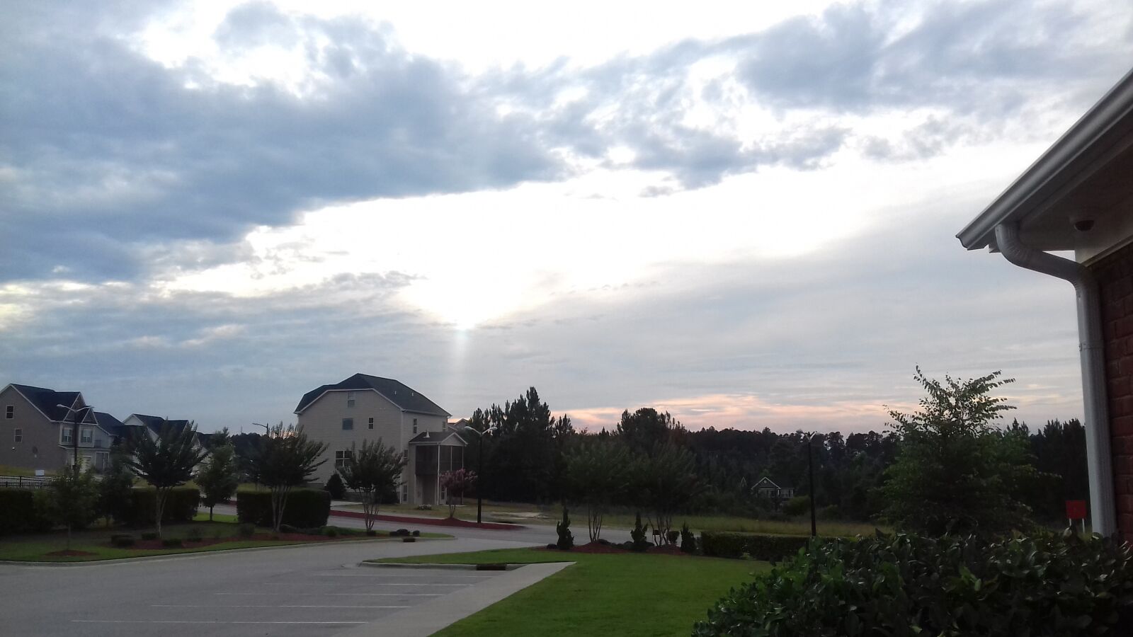 Samsung Galaxy J3(2016) sample photo. Sky, clouds, nature photography
