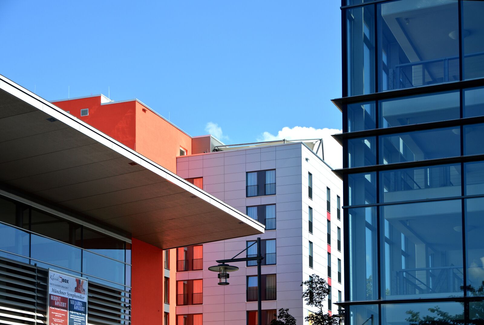 Nikon D3200 sample photo. Architecture, tower house, glass photography