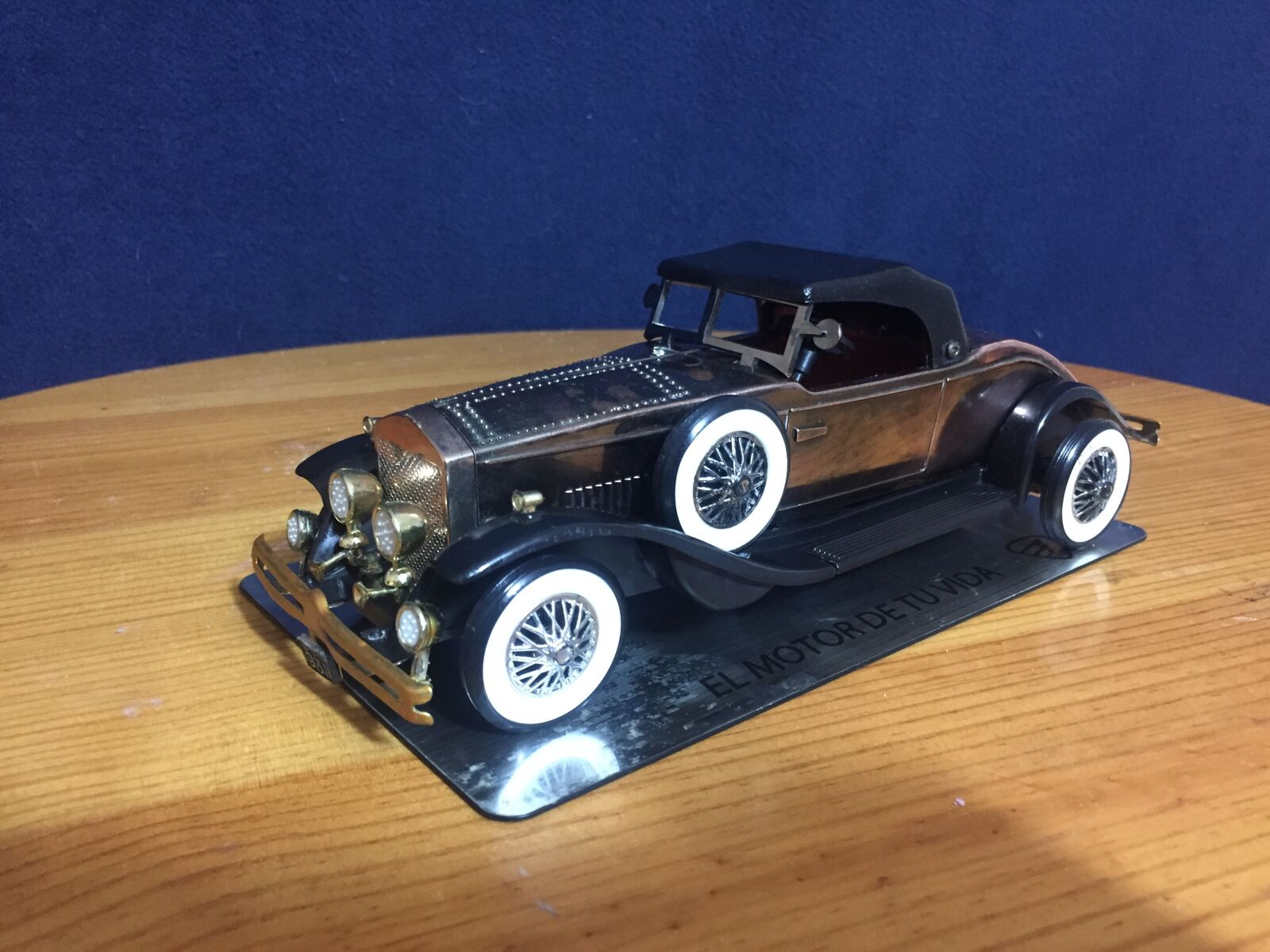 iPhone 6 back camera 4.15mm f/2.2 sample photo. Carro, coleccion, cadillac photography