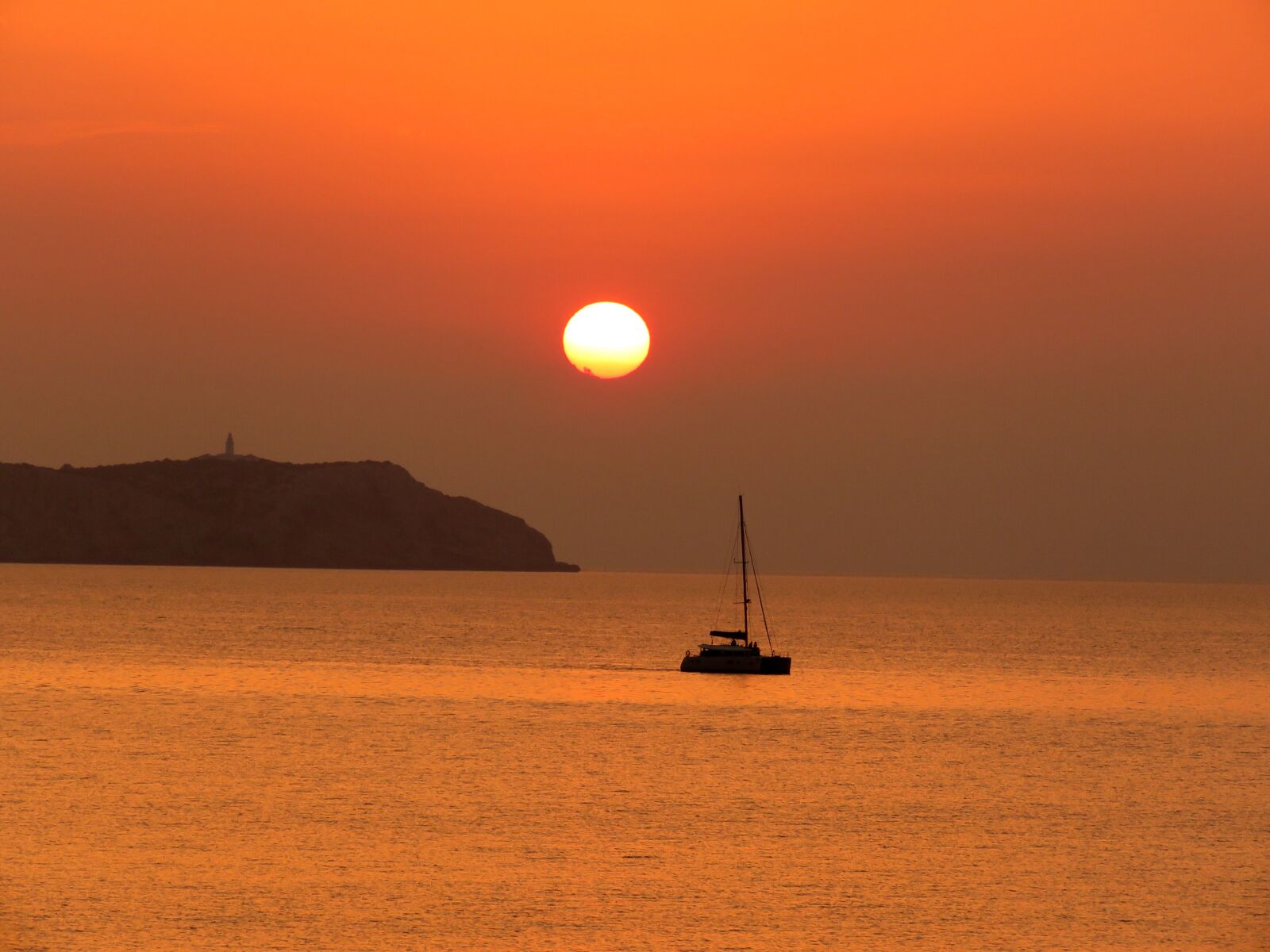 Canon PowerShot SX60 HS sample photo. Conejera island sunset, ibiza photography