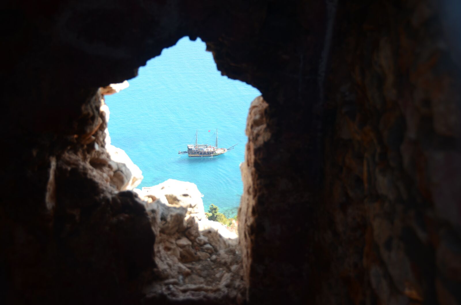 Nikon D7000 sample photo. By look, boat, alanya photography