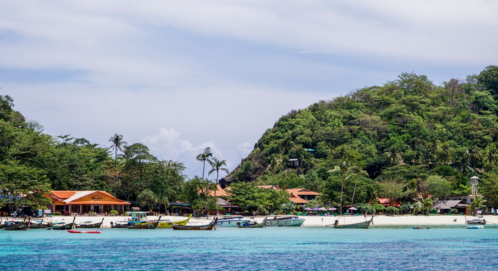 Sony a7R II + Sony FE 24-240mm F3.5-6.3 OSS sample photo. Thailand, phuket, koh phi photography