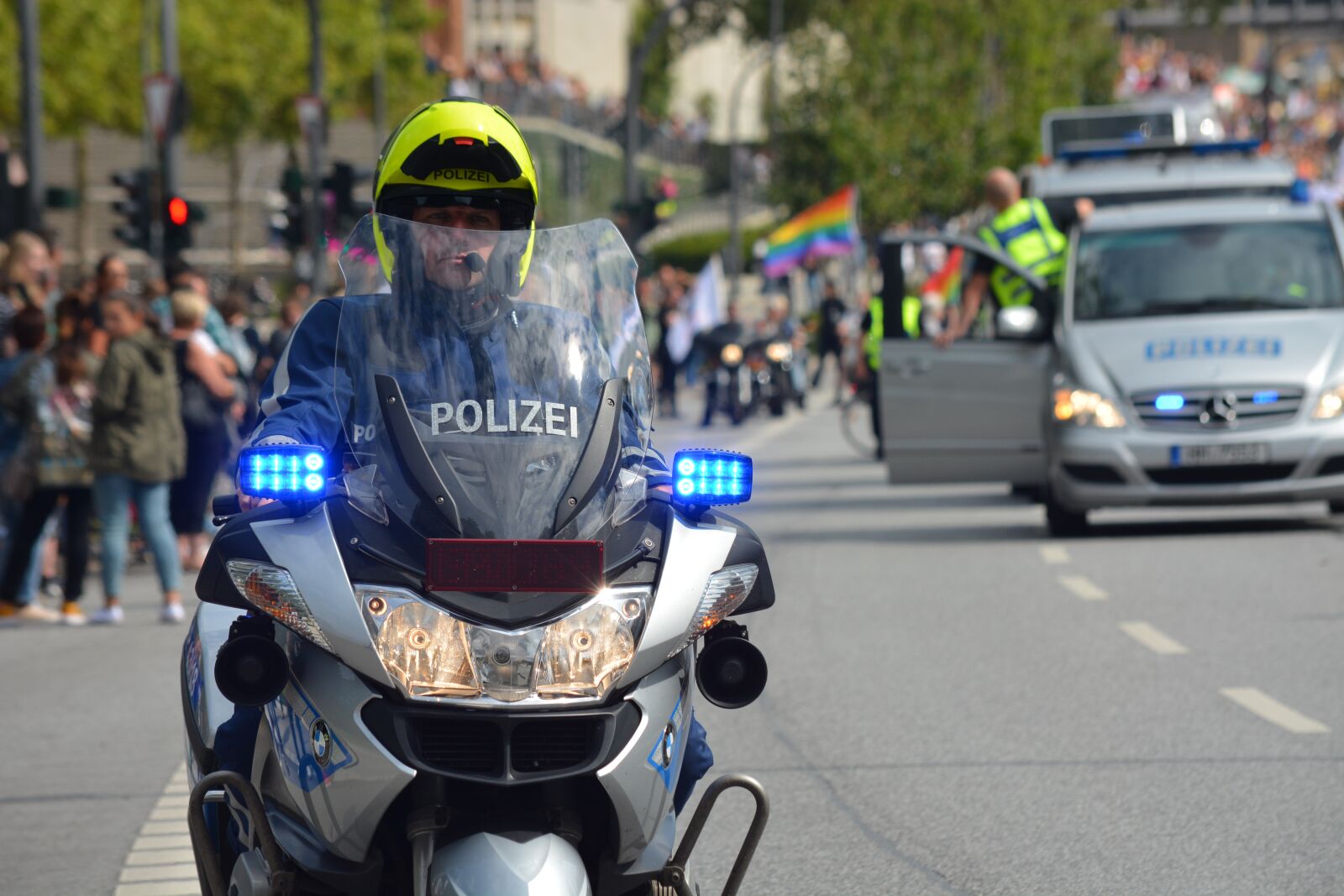 Nikon D7100 sample photo. Technology, police, blue light photography
